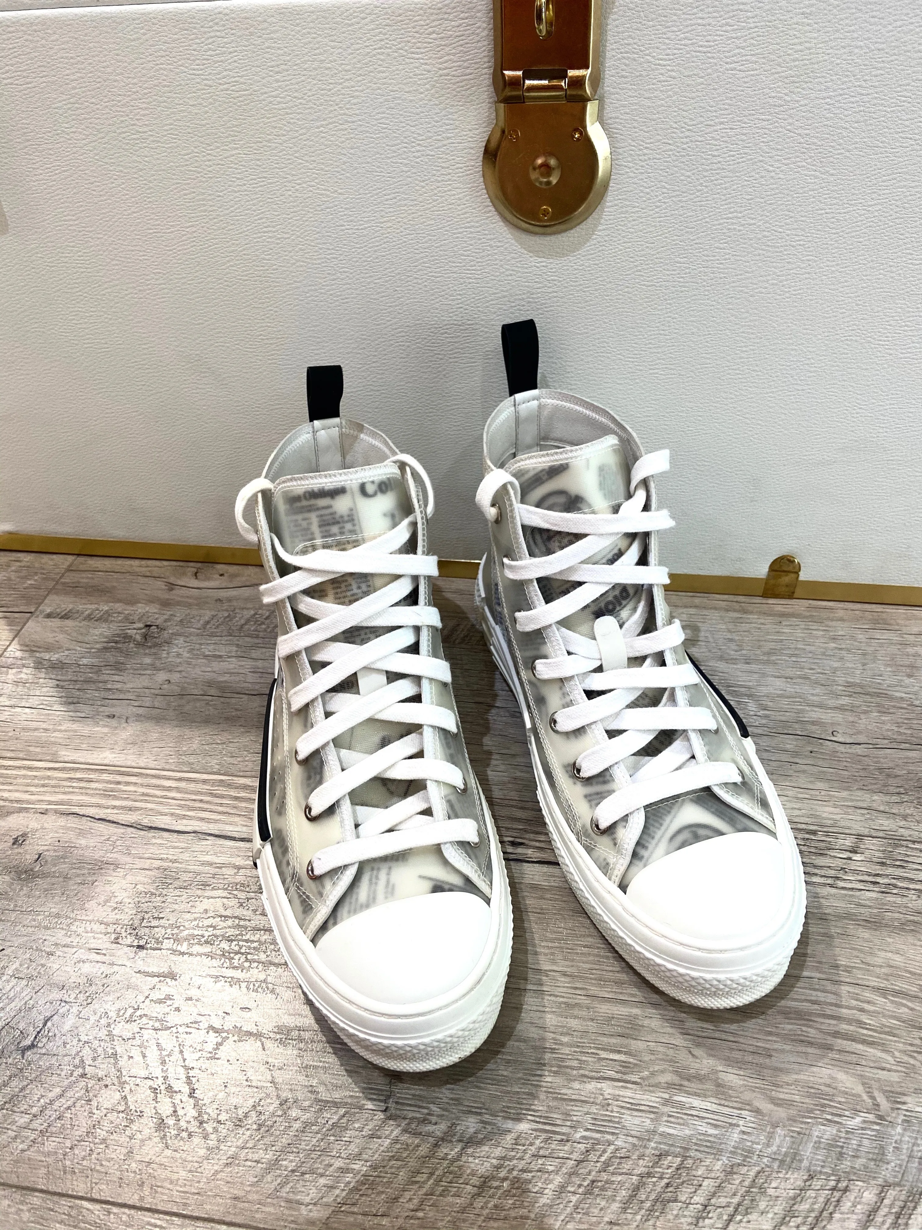 DIOR X DANIEL ARSHAM NEWSPAPER PRINT B23 HIGH TOP SNEAKERS