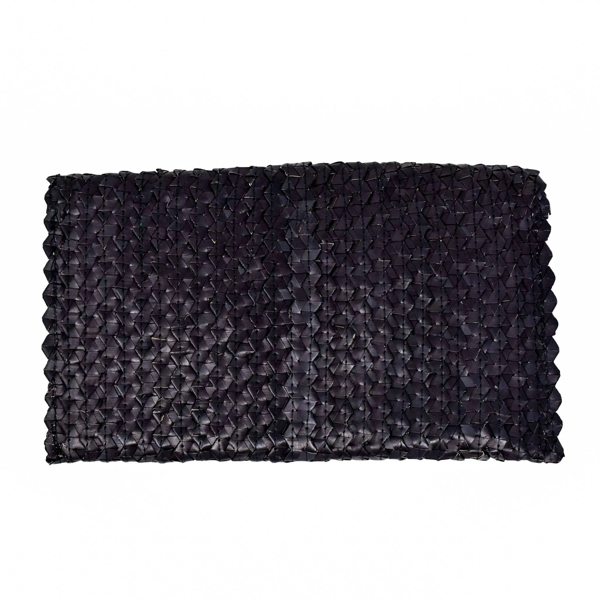 LIZZIE GRASS CLUTCH - ONYX BLACK