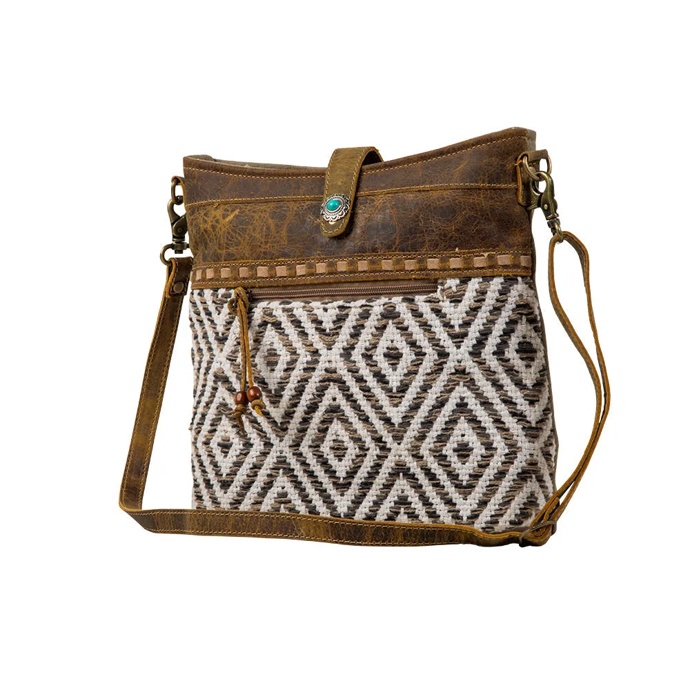 Sand Weaver Shoulder Bag